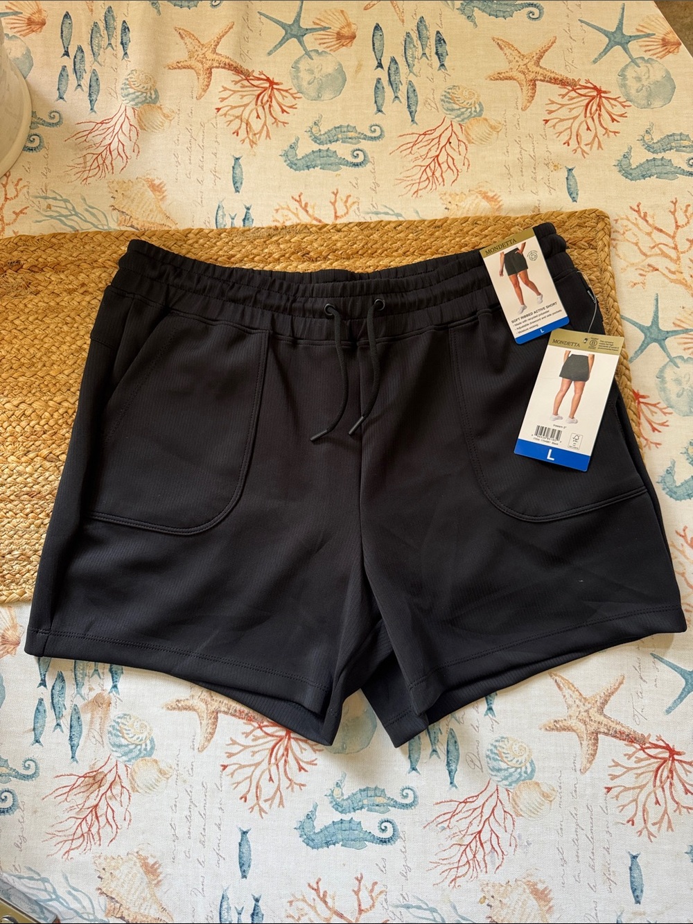Mondetta Women's Black Soft Ribbed Active Shorts